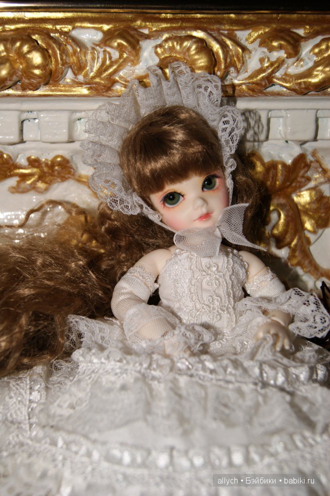 Кукла Арра, Белая тиара от Dollmore (фото 2)