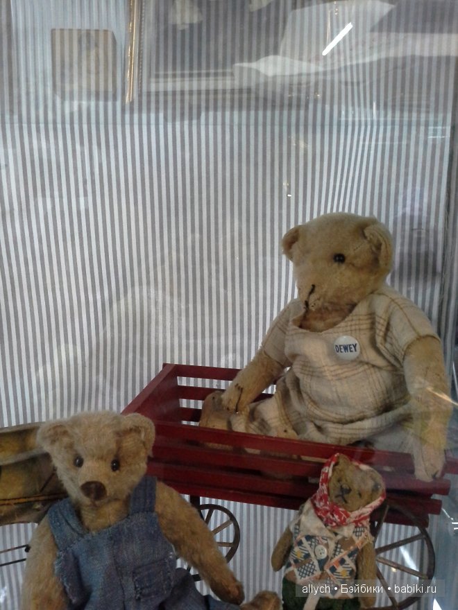 Международная выставка художественных кукол "Весенний бал"