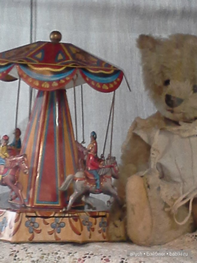 Международная выставка художественных кукол "Весенний бал"