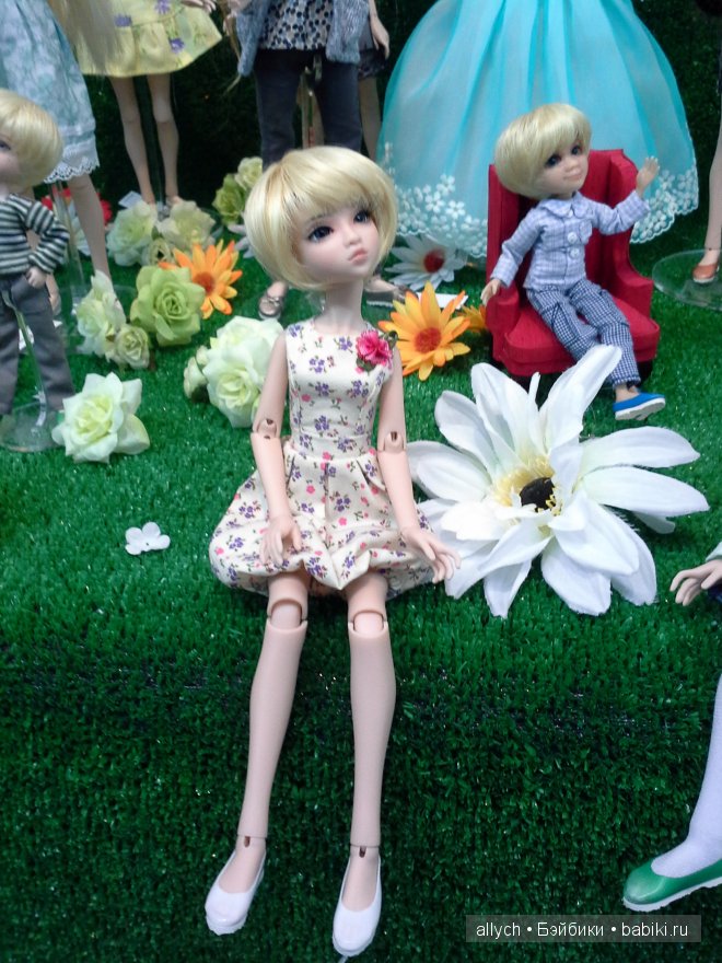 Международная выставка художественных кукол "Весенний бал"