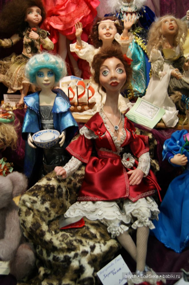 VIII Московская международная выставка-ярмарка кукол и медведей Тедди