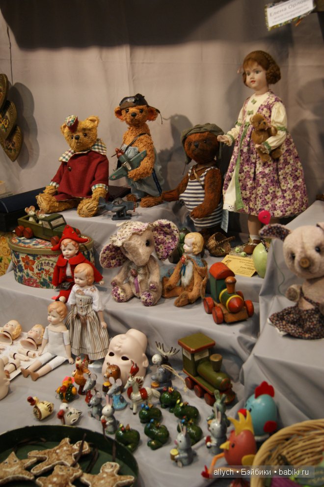 VIII Московская международная выставка-ярмарка кукол и медведей Тедди