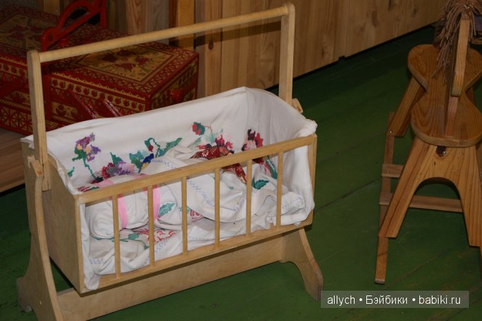 Вернисаж в Измайлово. Путешествие в скзку