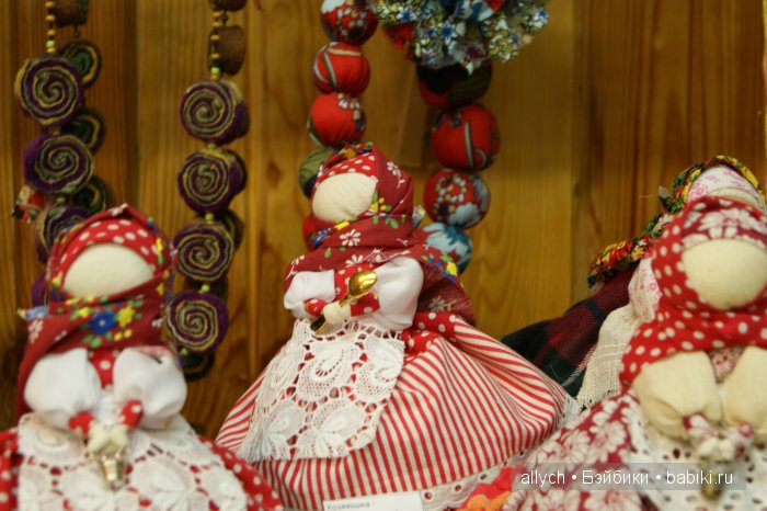 Вернисаж в Измайлово. Путешествие в скзку