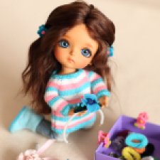 Новая причёска Сони