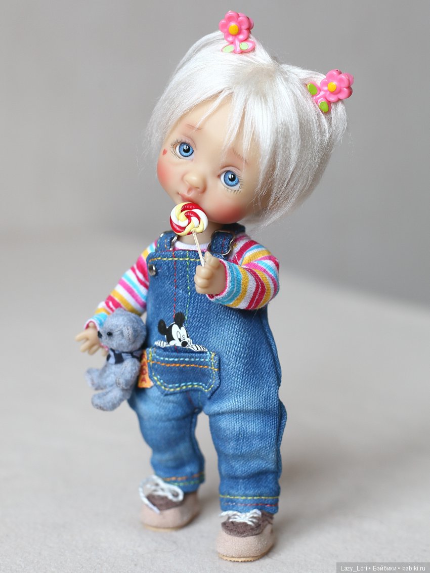 Прилетит вдруг волшебник в голубом вертолете