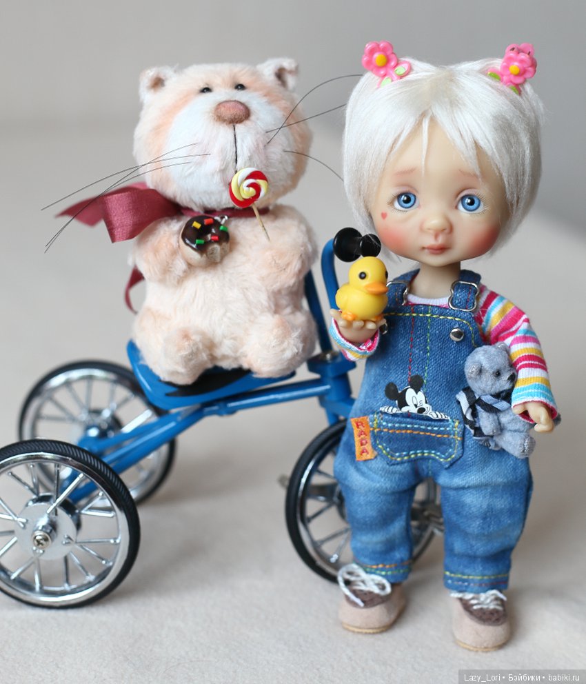 Прилетит вдруг волшебник в голубом вертолете