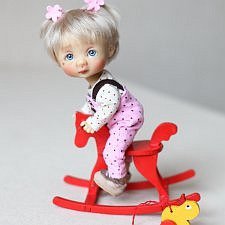 Аришка - малышка