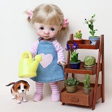 Щенок Макс дома