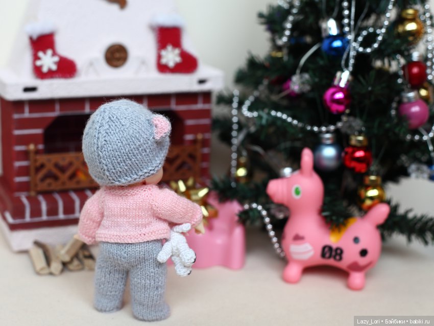 Алёнка и загадочный подарок