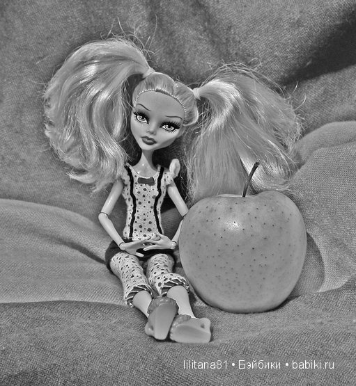 Кукляшки - Монстряшки. Часть третья сёстры Вульф и звезда экрана Гулия