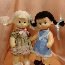 Манечки - сестрички