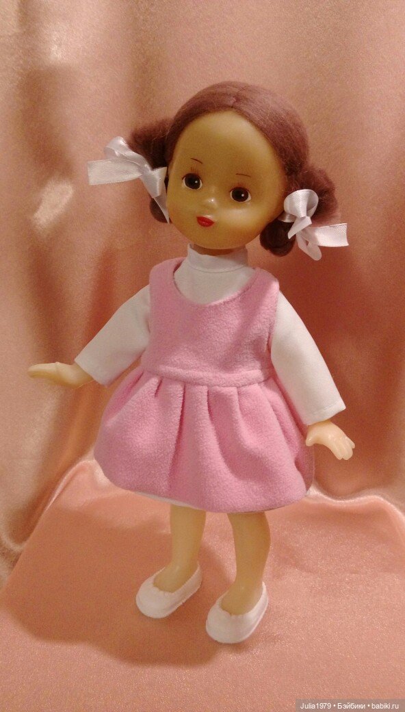 Симпатичные девчонки и Буратино Горьковской фабрики игрушек "Мир"