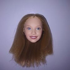 Голова Mary-Kate Olsen. Голова Mary-Kate Olsen.