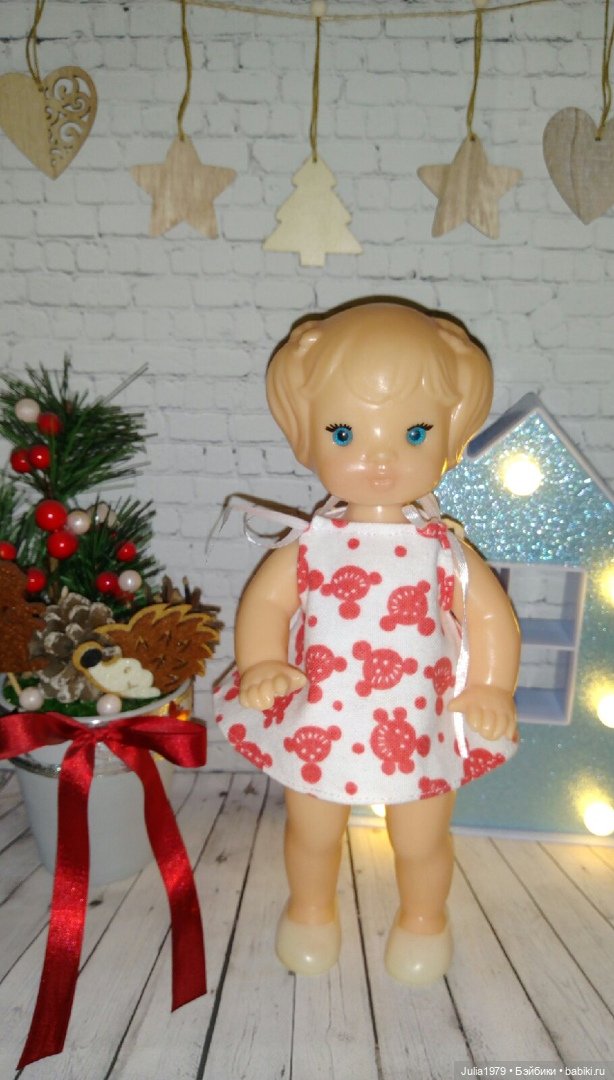 Юля, Дима, Шурочка - куколки фабрики "Победа"