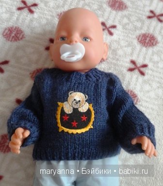 синяя кофточка