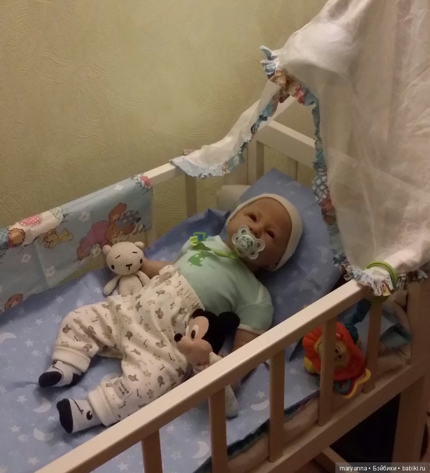 Спят усталые игрушки, книжки спят. Одеяла и подушки ждут... реборнят