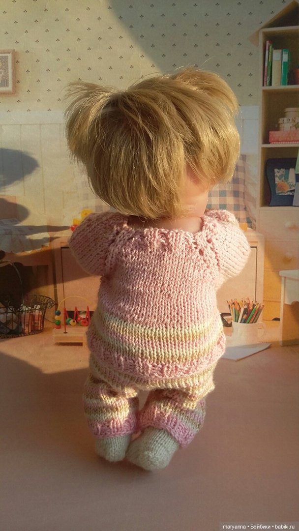 Комплект "Полосочки". Описание вязания для Пепиты от Антонио Хуан Мунекас 21 см | Бэйбики Комплект "Полосочки". Описание вязания для Пепиты от Антонио Хуан Мунекас 21 см (фото 2)