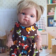 Комплект для Миленки " Разноцветные лисята". Выкройка комбинезона с отрезной кокеткой для Пепиты от Антонио Хуан Мунекас 21 см. Описание пошива.