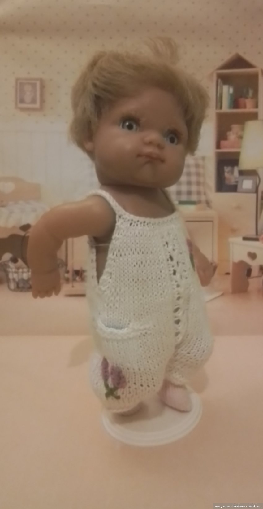 Время даром не теряю: и вяжу, и вышиваю (фото 2)