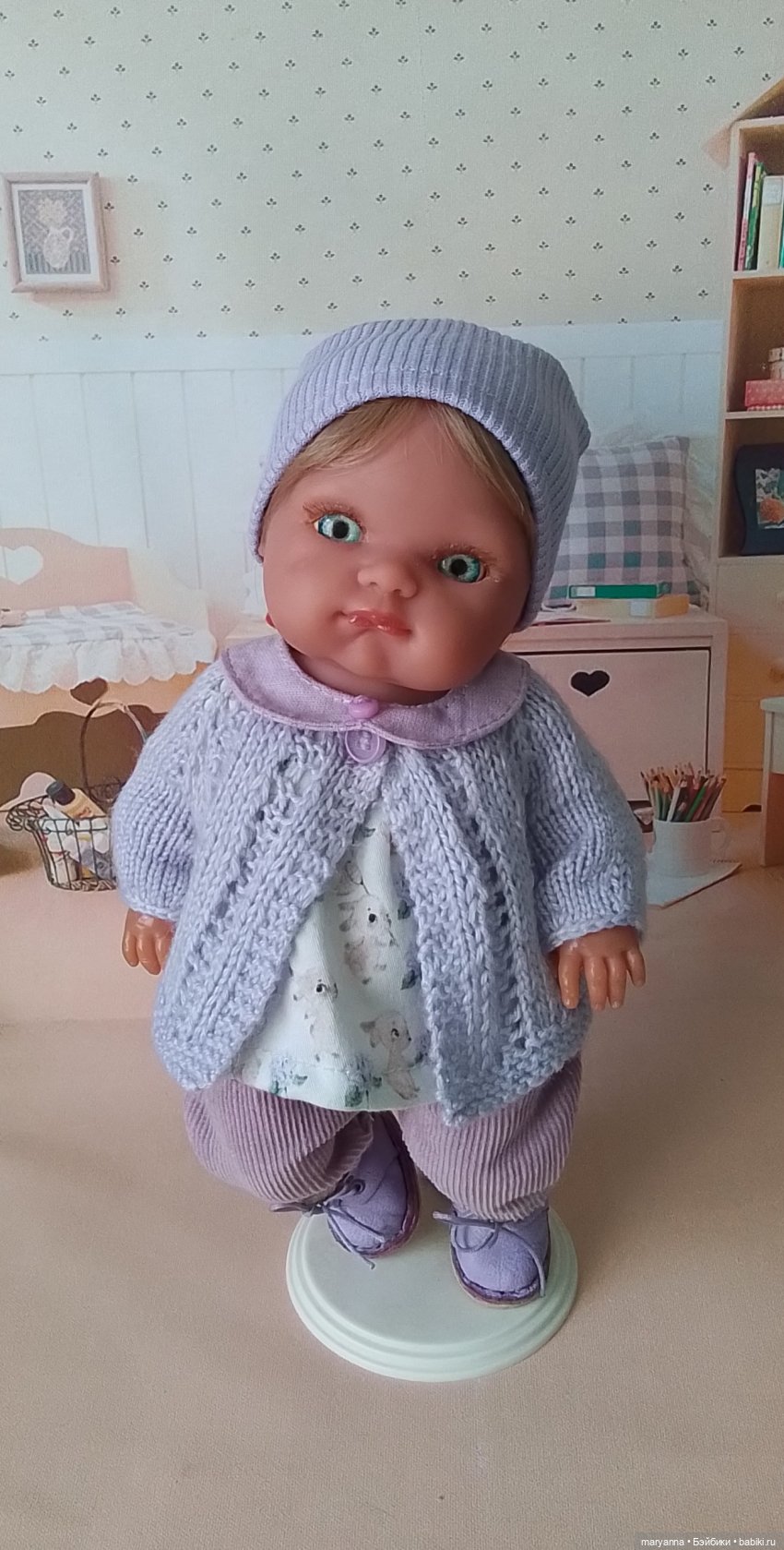 с шапочкой-бини с шапочкой-бини