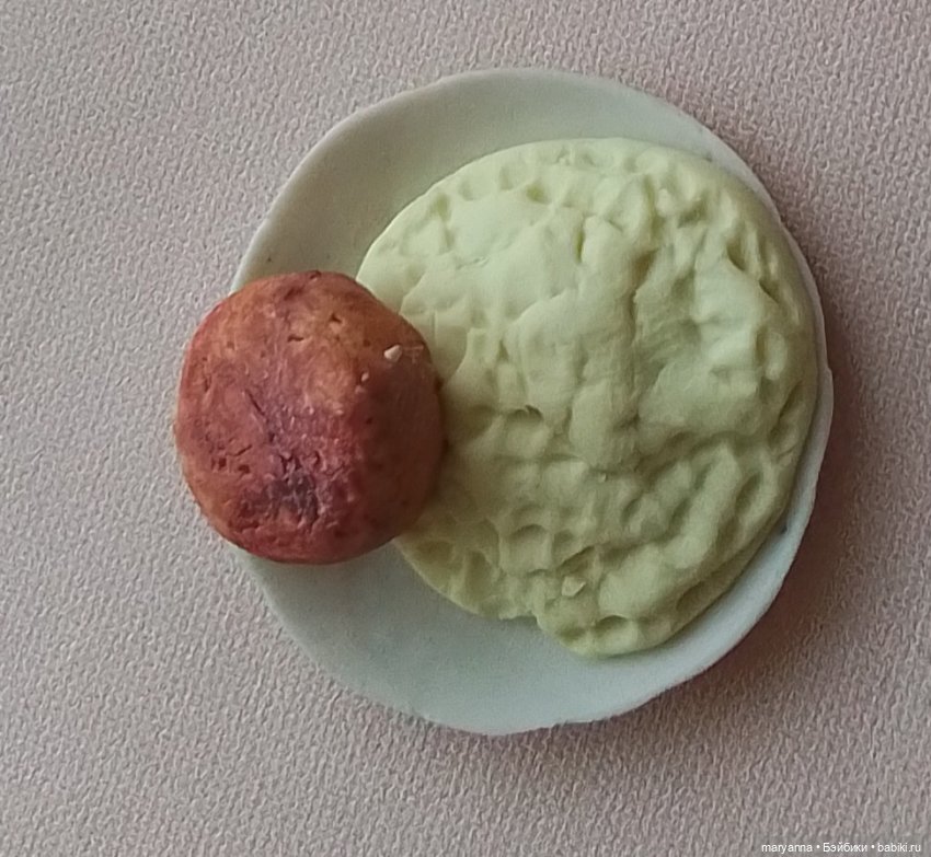 Говяжья котлета и пюре