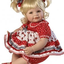 Адора Божья Коровка новая в коробке, возможна продажа НЮД.