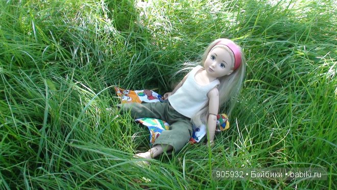 Наша летняя прогулка с Алиночкой Джолиной балериной и новой куколкой Варюшей, купленной 3 дня назад (фото 10)