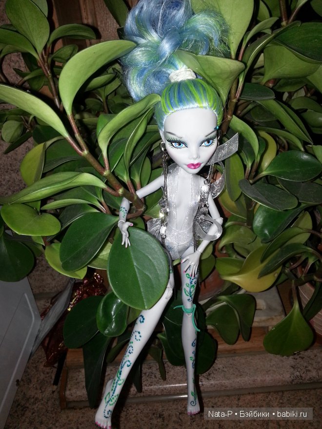 Мой первый ООАК Монстер Хай (фото 2)