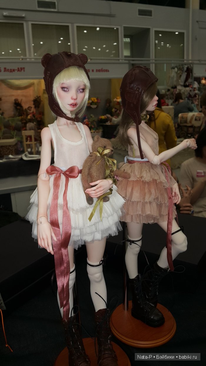 "Мой" Весенний бал кукол и Валерьяныч. Фоторепортаж с выставки кукол на Тишинке 2015