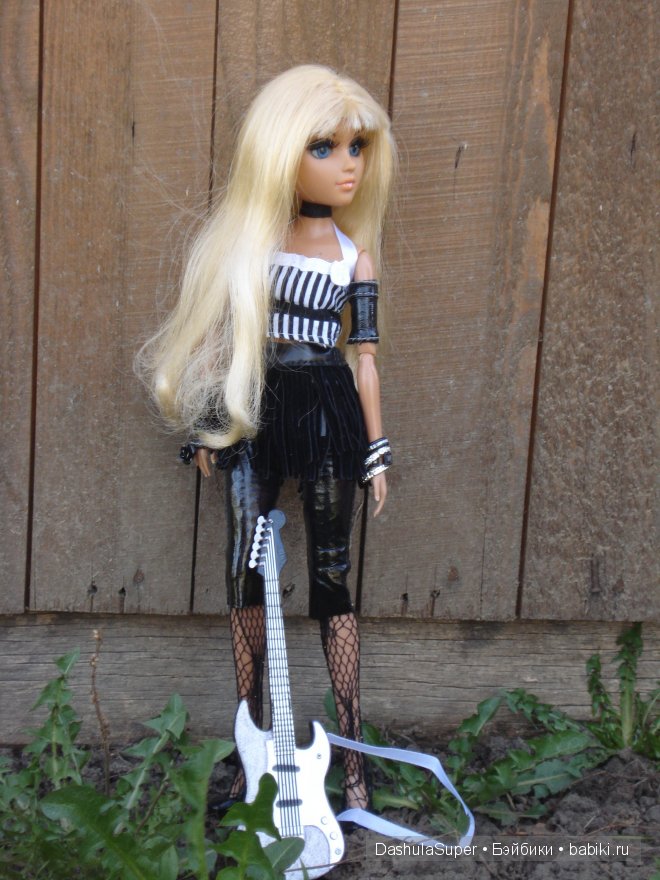 Новый наряд | Бэйбики Новый наряд — Куклы Bratz (Братц) и Moxie Girlz: MGA