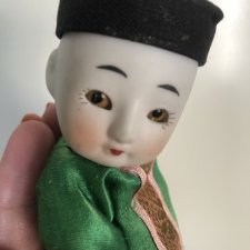 Китайчонок с косичкой Китайчонок с косичкой