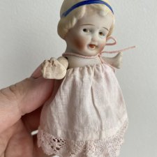 Маленькая фарфоровая Шарлотта