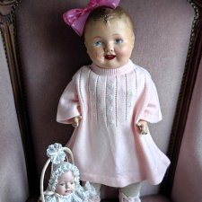 Очаровательный пупс