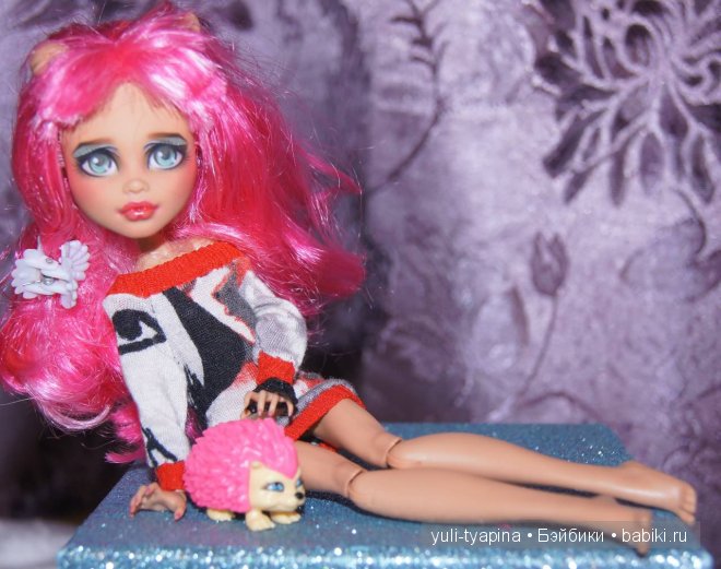 Только недавно полюбила кукол Монстер хай. И вот теперь у нас живет Холуин с ООАК от Марии Хоризиной (фото 5)