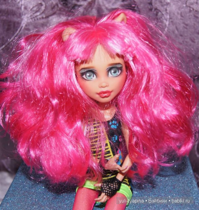 Только недавно полюбила кукол Монстер хай. И вот теперь у нас живет Холуин с ООАК от Марии Хоризиной (фото 6)