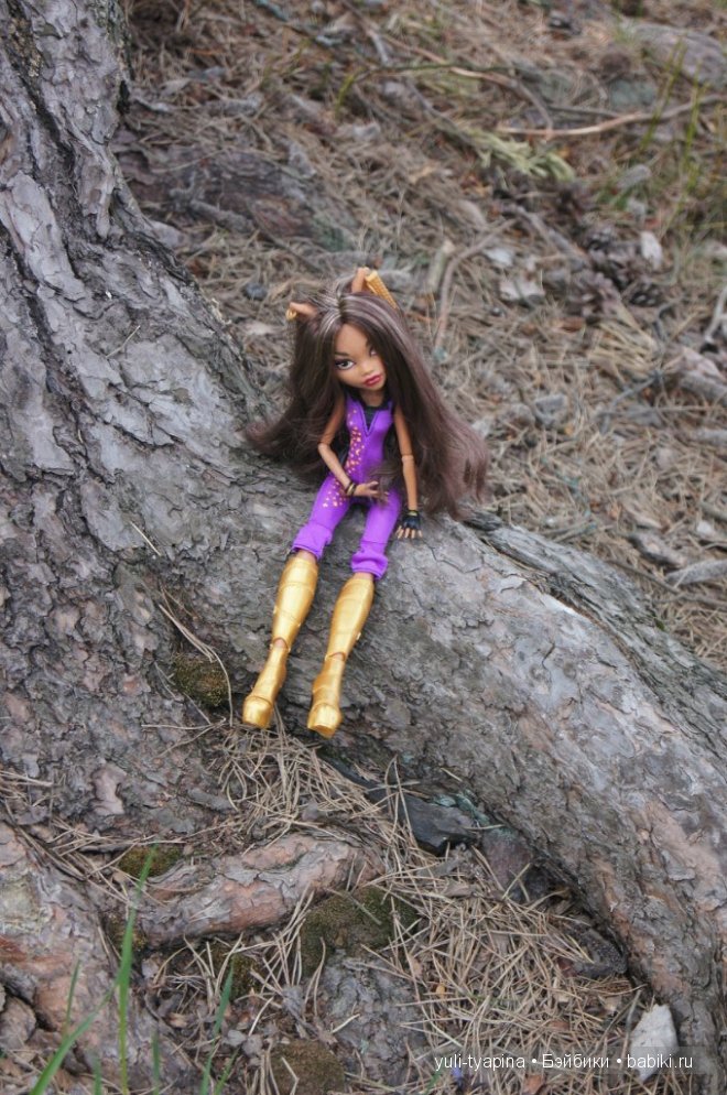 Монстр Хай вышли на прогулку Monster High