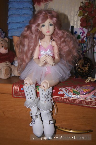 Гибрид Манон от Lillycat Cerisedolls на теле Mikhaila от LeekeWorld