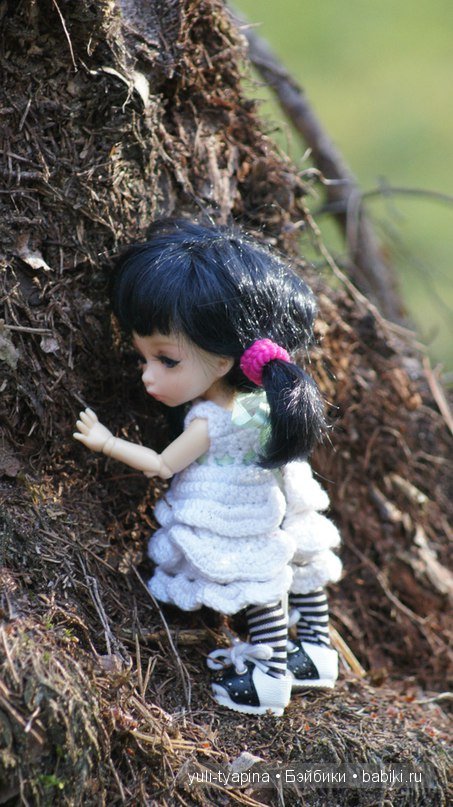 Юлена,(Пукифи антешка) прогулка. Или сказочный лес