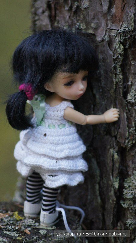 Юлена,(Пукифи антешка) прогулка. Или сказочный лес