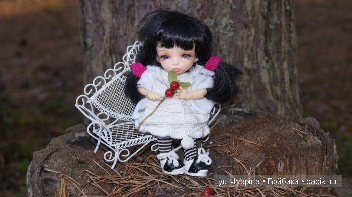 Юлена,(Пукифи антешка) прогулка. Или сказочный лес