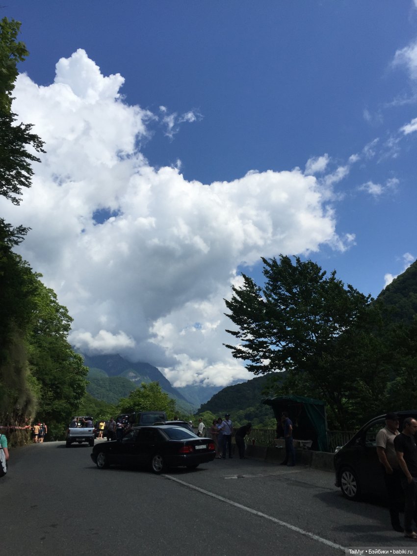 Путешествие Люсеньки на озеро Рица.( часть 1)