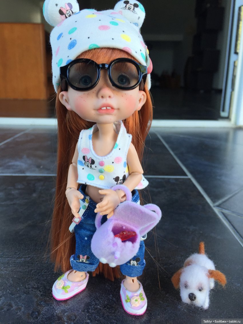 Путешествие Люсеньки на озеро Рица.( часть 1)