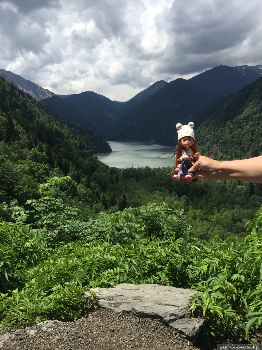 Путешествие Люсеньки на озеро Рица (часть 2)