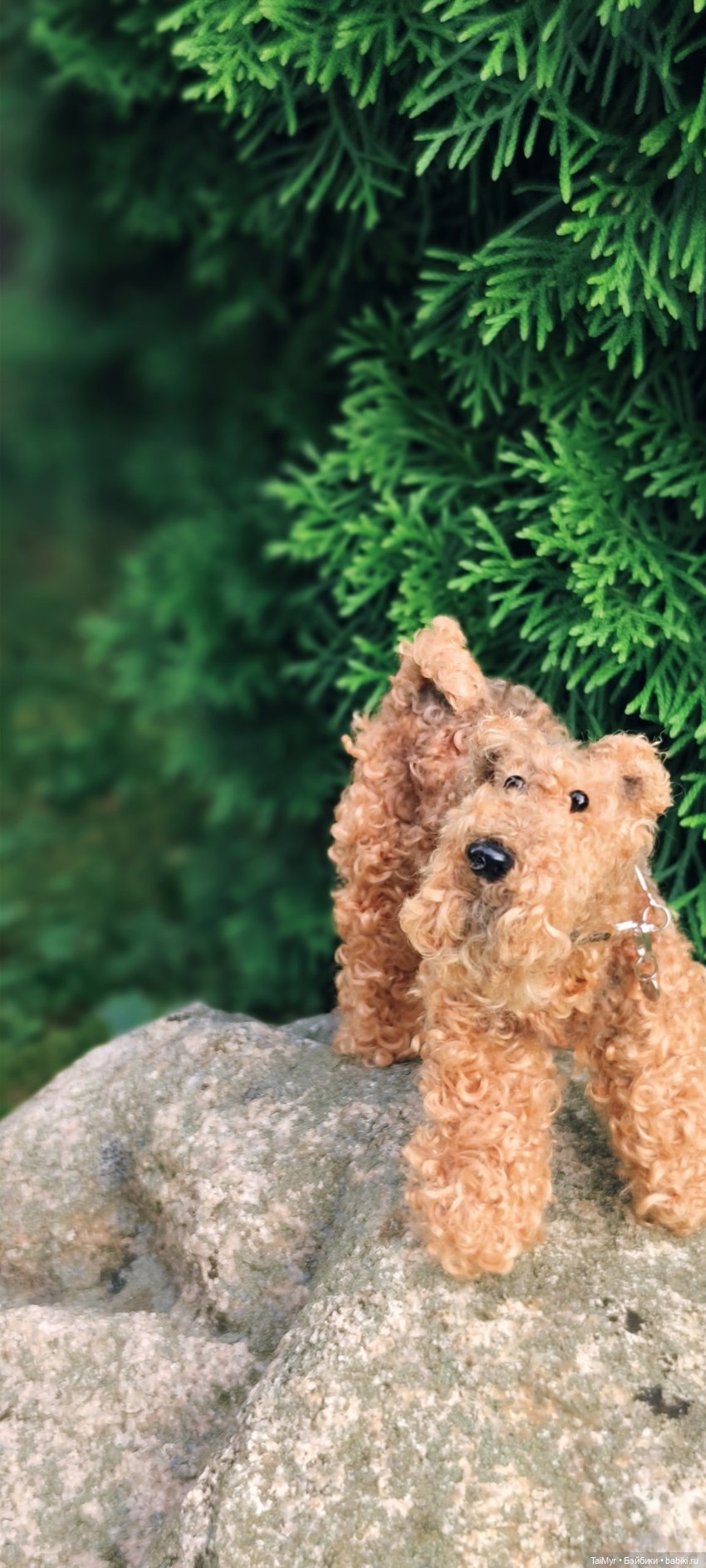 Рекс отдыхает на даче — Авторские игрушки из разных материалов: синельная проволока