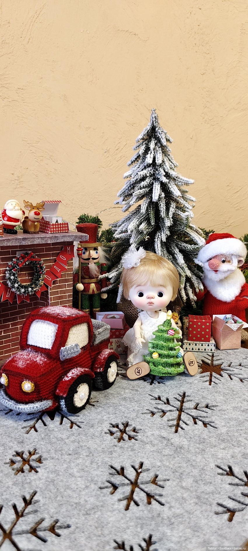 Китти и подарок на новый год (фото 10)