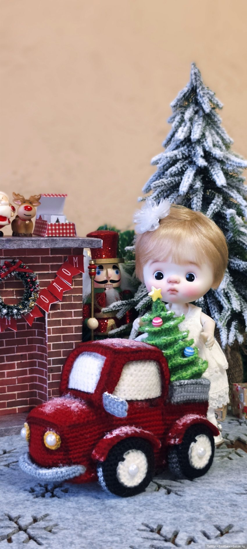 Китти и подарок на новый год (фото 8)