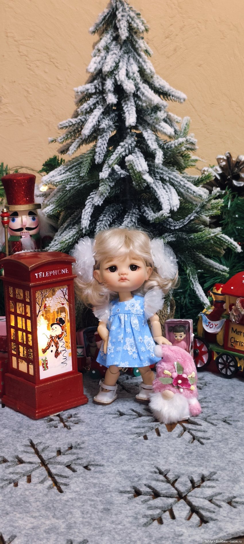 А к нам приходил дедушка Мороз