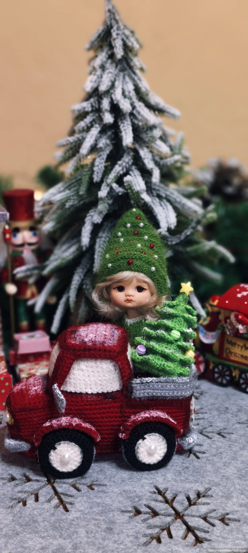 А к нам приходил дедушка Мороз