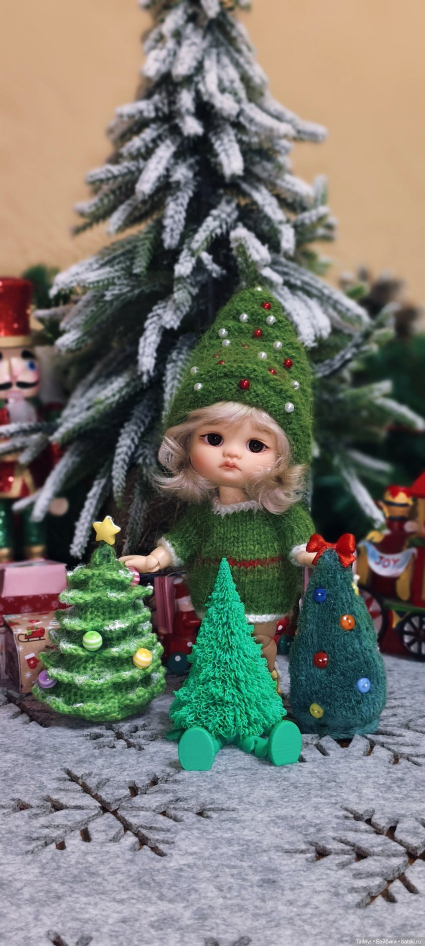 А к нам приходил дедушка Мороз